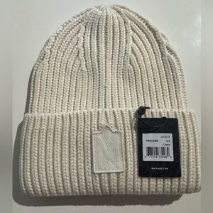 MACKAGE JUDE-M CREAM O/S - BEAND NEW UNISEX BEANIE HAT.